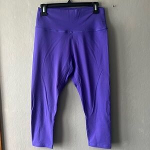 Zyia Active Purple Cropped Leggings Size 12